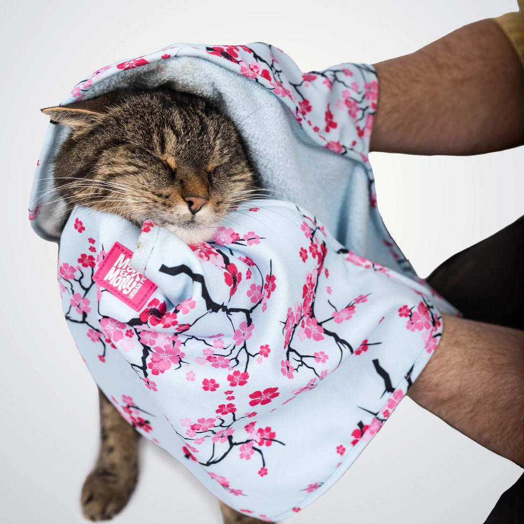 MaxMolly_CherryBloom_Towel3.jpg.webp