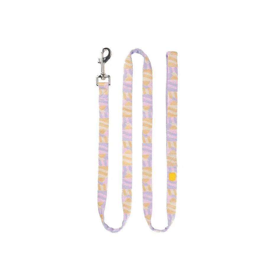 Woolly Wolf Sunshower Leash